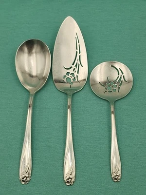 1847 Roger’s Bros Daffodil Pie Server + Casserole Server +Tomato Server - Image 1 of 4