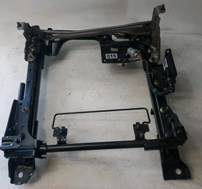 2005-2007 INFINITI G35 4DR DOOR COUPE FRONT RIGHT PASSENGER SEAT TRACK ASSEMBLY - Image 1 of 4