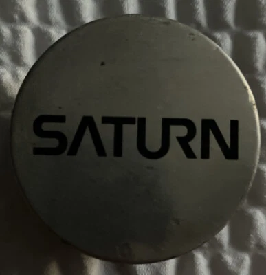 Tampa de poeira Saturn OEM 2004-2007 relé de íon Vue centro usinado tampa de cubo 9595157 - Imagem 1 de 2
