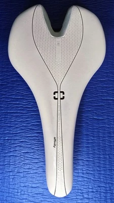 Sillín Bontrager Affinity RL Race Lite Hollow Ti blanco Foto 1 de 4