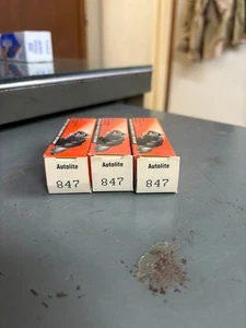 THREE AUTOLITE SPARK PLUGS 847 - Picture 1 of 2