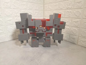 Minecraft Redstone Monstrosity 7" Figure Sping Loaded Arm Dungeons Official 2020 - Picture 1 of 3
