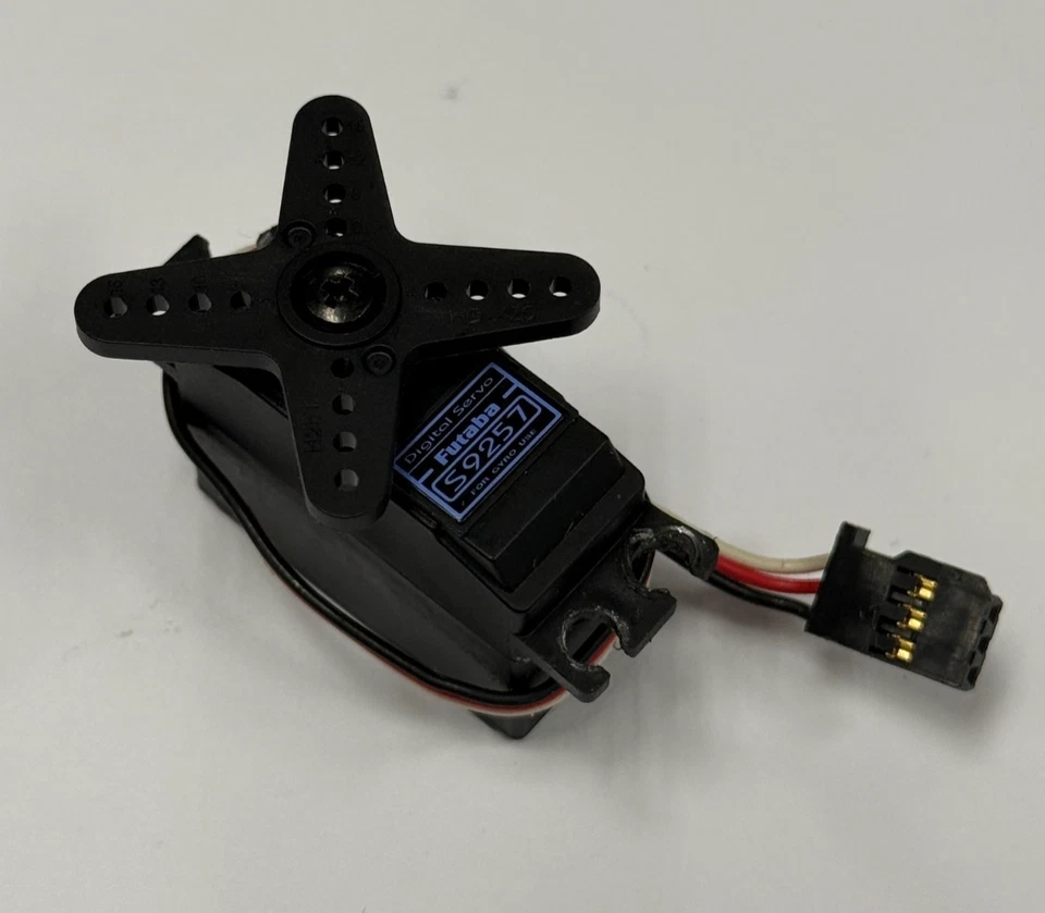 Futaba 9257 S9257 Digital Mini High Speed RC Heli Helicopter Gyro Servo FUTM0667 - Image 1 of 1