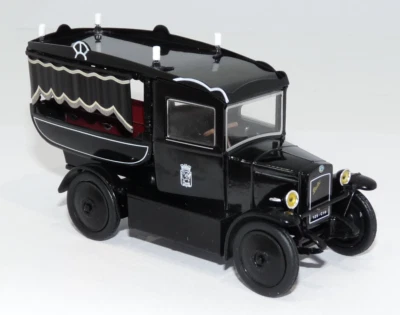 Berliet Fourgon Mortuaire (1924) modelo de carro francês fundido Hachette escala 1:43 - Imagem 1 de 4