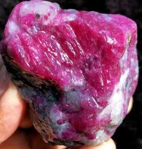 ¡¡¡Museo 126,4 g!!! Rubí rojo natural en gema de cristal de zoisita verde espécimen ie1550 - Imagen 1 de 12