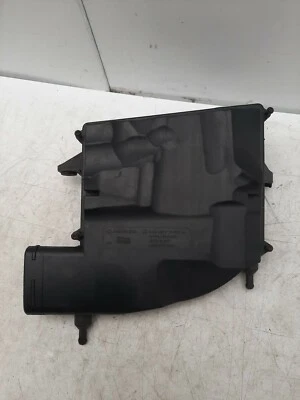 CARCASA FILTRO DE AIRE LATERAL IZQUIERDO MERCEDES-BENZ W164 ML 320CDI V6 2006-2011  Foto 1 de 4