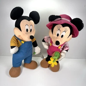 Disney 22 inch Mickey & Minnie Mouse Garden Greeter Plushes - NICE! - Picture 1 of 12
