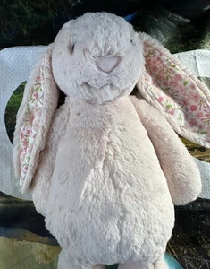 Jellycat Blossom Blush Bunny Cherry Medium 31 cm - RAR Brandneu mit Etikett - Bild 1 von 5