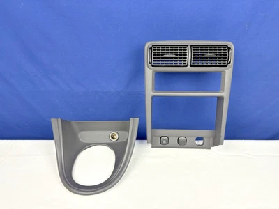 福特野马中央仪表板收音机气候边框通风口装饰环绕盖 99-04 灰色 — 第 1/4 张图片