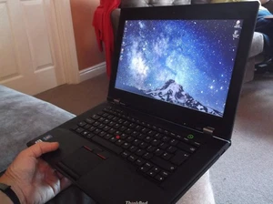 Thinkpad L430 Laptop 2.50 GHz Core i3 4GB RAM - 2 Drives - W7 Pro / Mint 22.1!! - Picture 1 of 17