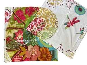 Desigual EURO Pair Of Pillowcases Reversible Pattern Great Preloved Condition - Picture 1 of 4