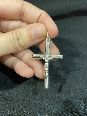Colgante religioso crucifijo cruz plata de ley .925 para hombre y mujer  Foto 1 de 4