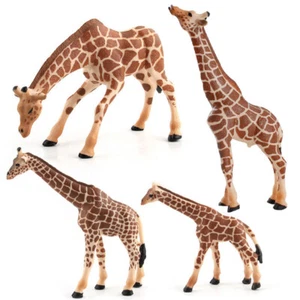 Set modello fauna selvatica simulato una famiglia di quattro modelli di giocattoli giraffe - Foto 1 di 24