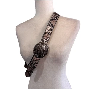 Ariat Damen Schlangenmuster Oval Concho Ledergürtel Größe Large - Bild 1 von 10