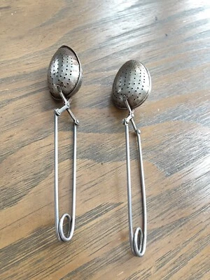 Juego de 2 infusores de té vintage de 6” de largo de acero inoxidable con resorte/tijera Japón Foto 1 de 4