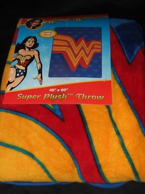 Nuevo con etiquetas DC Comics Wonder Woman WW Super Peluche Raschel Polar Manta de Cama 46X60 Foto 1 de 4
