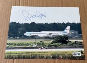 RICHARD PETTY FIRMATA NASCAR AIR FORCE 1 8X10 FOTO BECKETT COA FIRMATA A MANO - Foto 1 di 1