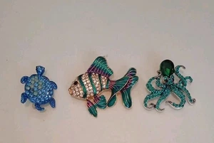 Blue Turtle, Fish, And Octopus Rhinestone Sea Life Animals Fashion Brooch... - Picture 1 of 8