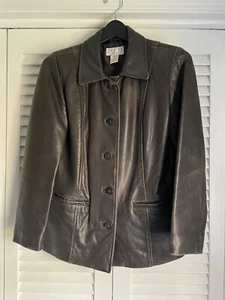 PETITE SOFISTICATE TAGLIA P GIACCA CAPPOTTO DONNA PELLE MORBIDA MARRONE CIOCCOLATO $279 - Foto 1 di 19