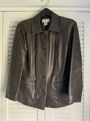 PETITE SOPHISTICATE ABRIGO CHAQUETA CUERO SUAVE MARRÓN CHOCOLATE TALLA P PARA MUJER $279 Foto 1 de 4