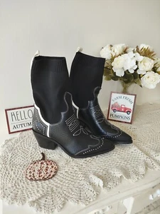 Mujer Negro Blanco Invierno Calcetín Tobillo Tacón Bloque Zapatos Informales Botas 5 Pull On - Imagen 1 de 8