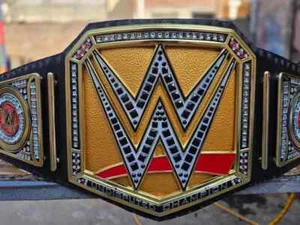 NEW UNDISPUTED  UNIVERSAL CHAMPIONSHIP BELT 6MM DIECAST ADULT SIZE - Picture 1 of 8