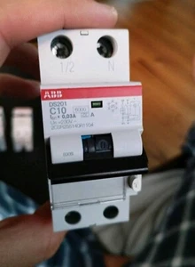 ABB DS201 C10 A30, FI/LS-Schalter - Bild 1 von 1