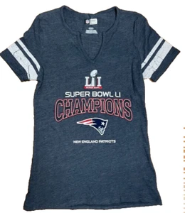 NFL NEW ENGLAND PATRIOTS WOMEN'S  SUPER BOWL  LII T-SHIRT(BLUE/WHITE,LARGE)NWT - Picture 1 of 3