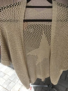 Cardigan Damen Lochmuster Häkelkleidung beige-gold Glitzergarn one size Italy - Bild 1 von 12