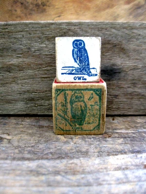 2 bloques antiguos de madera ABC de búhos Foto 1 de 4