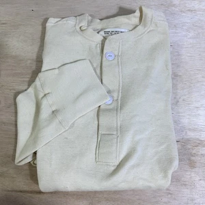 Vintage US Army Mens Medium Ivory Cotton Wool Lightweight Long Sleeve Undershirt - Picture 1 of 7