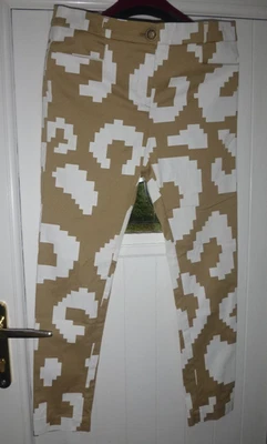 VIVIENNE WESTWOOD ANGLOMANIA KHAKI +WINTER WHITE PATTERNED JEANS 34" W ( unworn) - Image 1 of 4