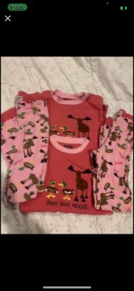 dos juegos de pijama malva Lazy One niñas pato pato alce talla 10 Foto 1 de 3