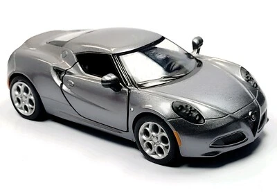 Nova ALFA ROMEO Quattro Compezione Sportage 1/32 Scale Minichamps Collectibles - Image 1 of 2