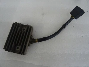 E2. Kawasaki ER 5 ER 500 A Voltage Regulator Charging Regulator - Picture 1 of 2