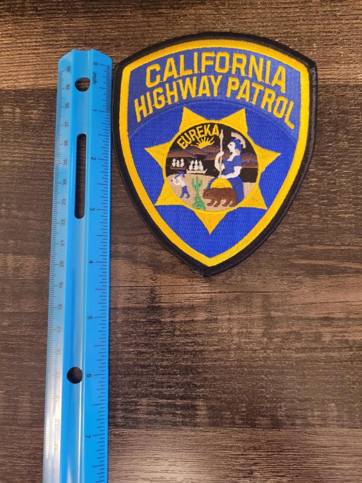Parche de policía de la Patrulla de Carreteras de California Foto 1 de 1