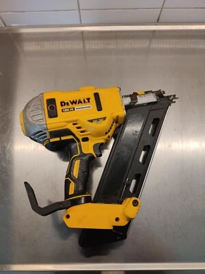 DeWalt DCN692 TYPE 3 18-Volt Two Speed Cordless Nailer 90mm (Brushless) - Image 1 of 4