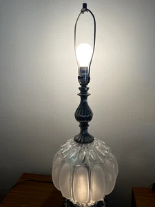 EF & EF Industries Hollywood Regency Frosted Bubble Glass 3-Way Table Lamp - Picture 1 of 10
