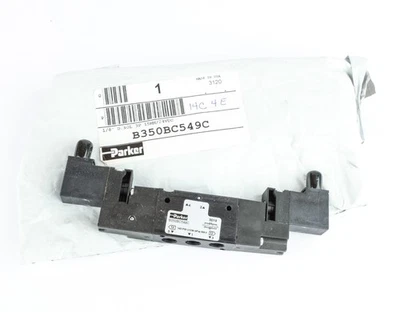 Parker B350BC549C  3/4 Way Pneumatic Directional Control Valve, 24VDC, 1/8" NPT - Image 1 of 4