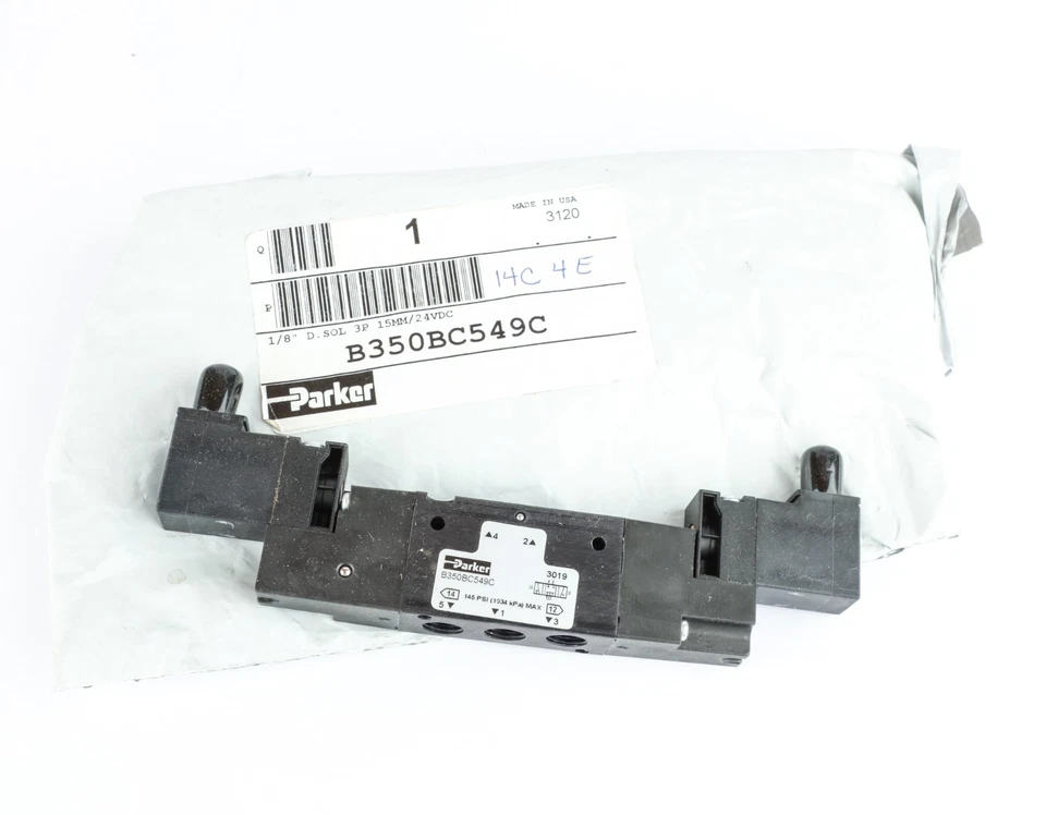 Parker B350BC549C  3/4 Way Pneumatic Directional Control Valve, 24VDC, 1/8" NPT - Image 1 of 4