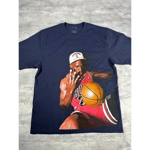 Michael Jordan Threepeat Graphic T-Shirt ~New with sizes S, M, L, XL~ - Picture 1 of 4
