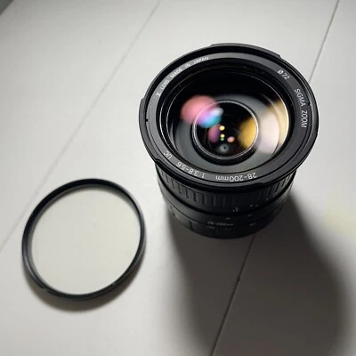 28-200 Sigma UC Zoom Aspherical Lens w/ Case - Image 1 of 4