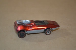 Hot Wheels Redline Red Peeping Bomb R/L #2077 - Picture 1 of 6