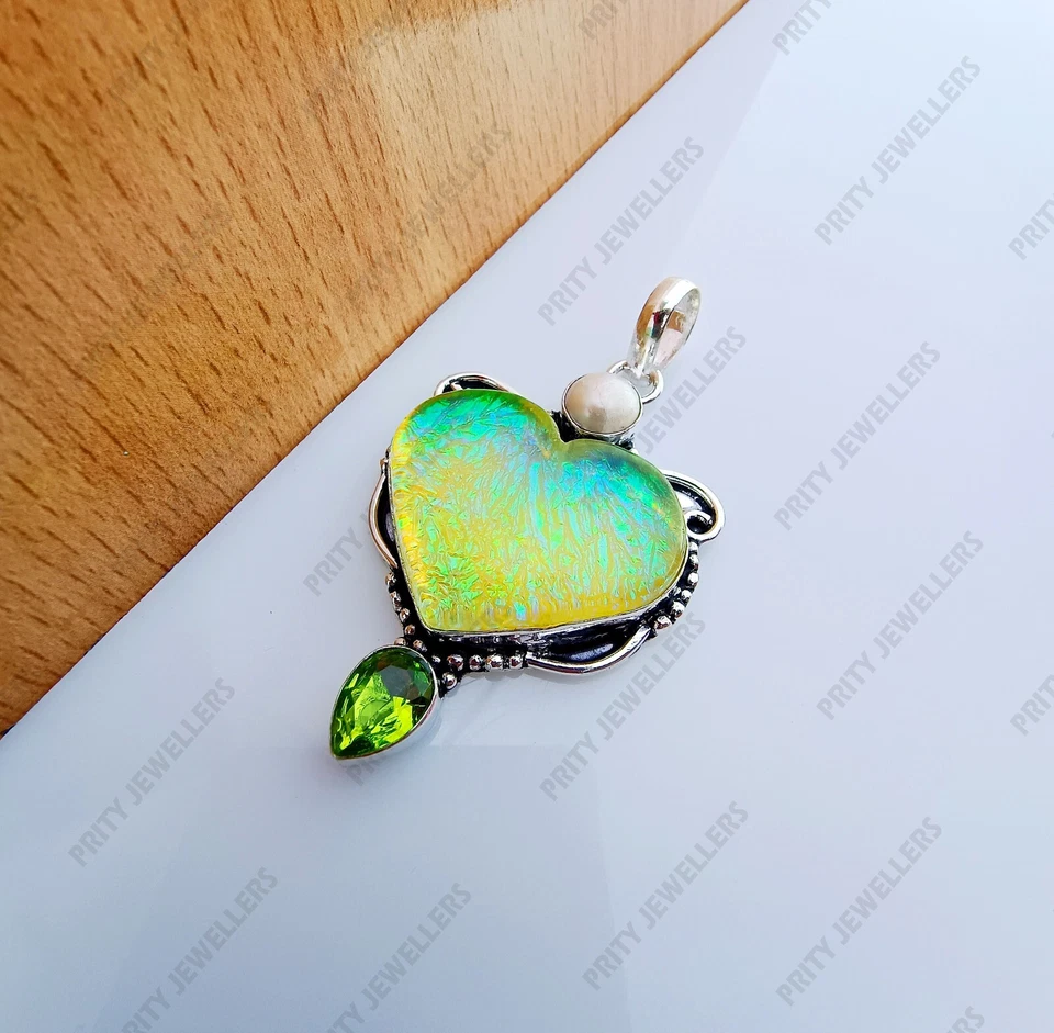 Boulder Opal mit Perle und Peridot Edelstein Herzform Handarbeit Unic Anhänger - Bild 1 von 4