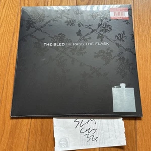 The Bled Pass The Flask Red White Black Swirl 140g Vinyl Porzellan Herz LP 300 - Bild 1 von 2