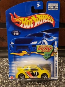Hot Wheels 2002 First Editions 33/42 Volkswagen New Beetle Cup #045 - Picture 1 of 7