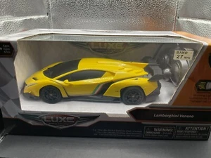 luxe radio control lamborghini Veneno / Working Lights /Band 27 MHz MIB 2023 - Picture 1 of 9