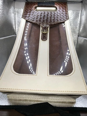 This Is A 15“ X 7“ Vans Wine Bottle Case Holder Collectors Bag - Image 1 of 4