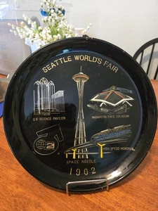 1962 Seattle World's Fair Black Plate Vintage Space Needle Century 21 Expo - Bild 1 von 3