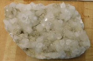 Large apophyllite crystal cluster 1730 grams - Picture 1 of 2